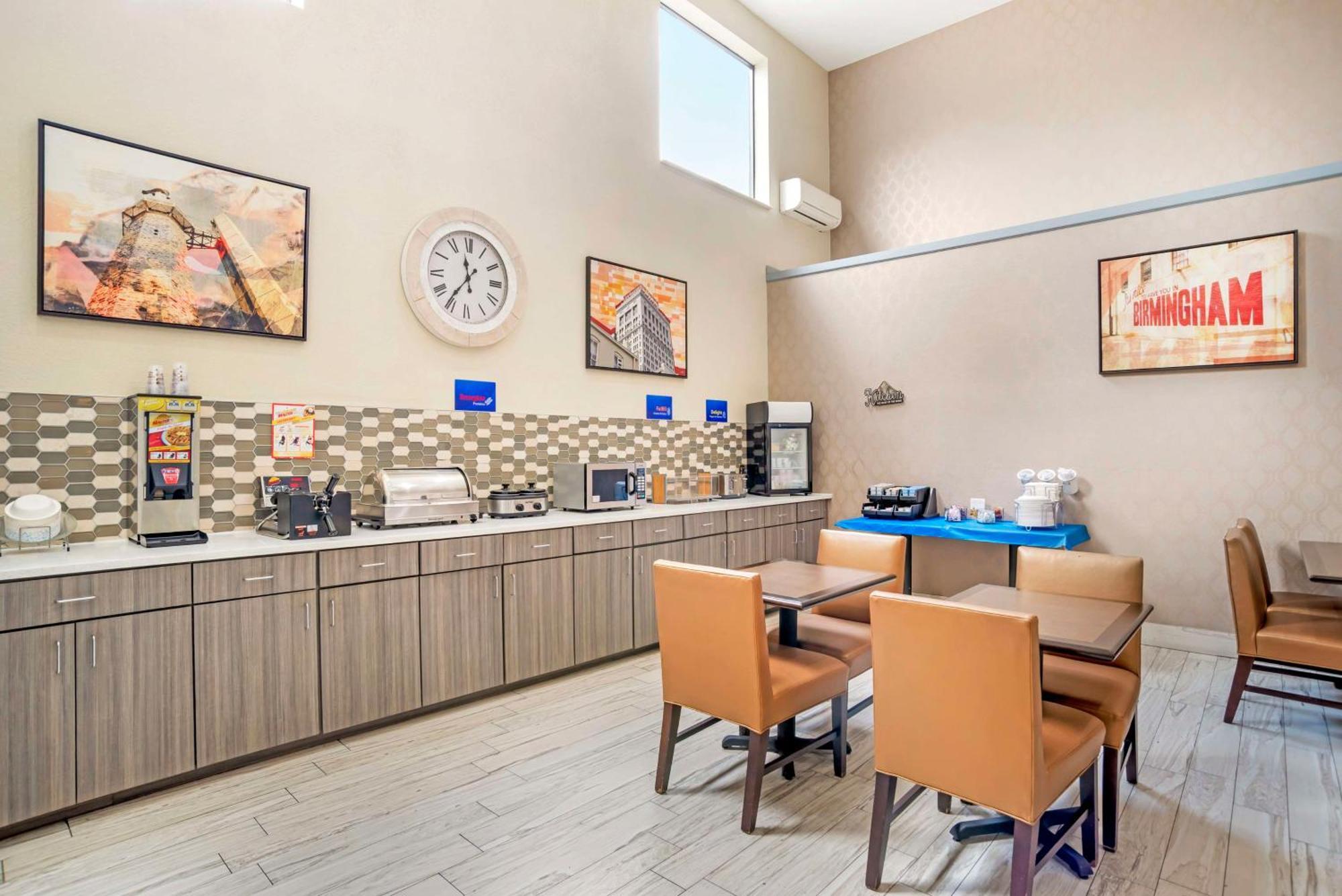 Best Western Gardendale Exterior photo