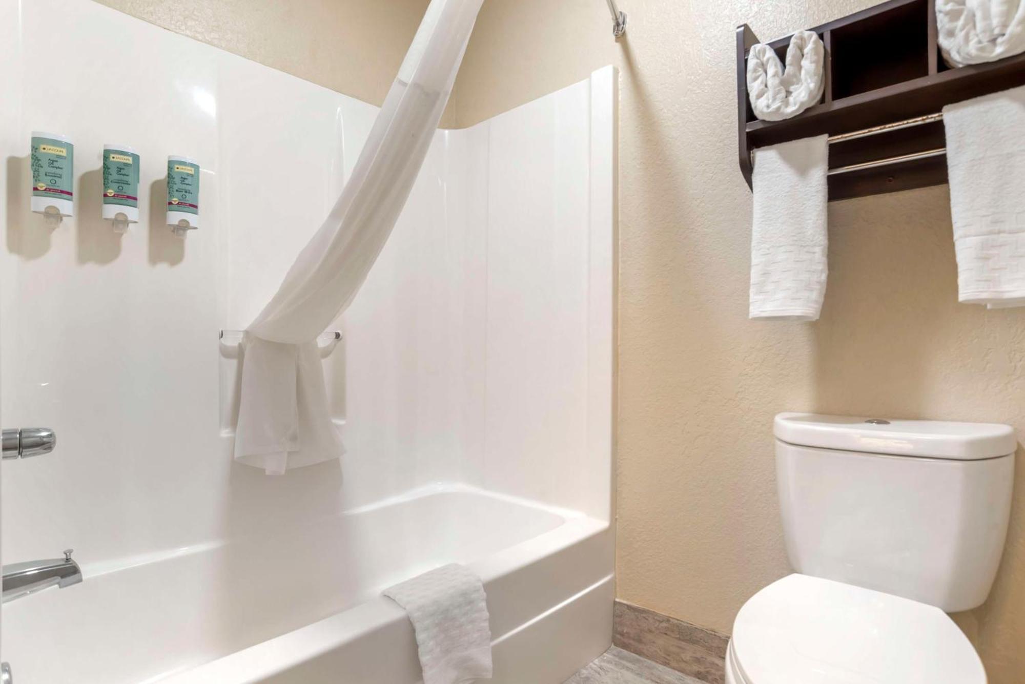 Best Western Gardendale Exterior photo