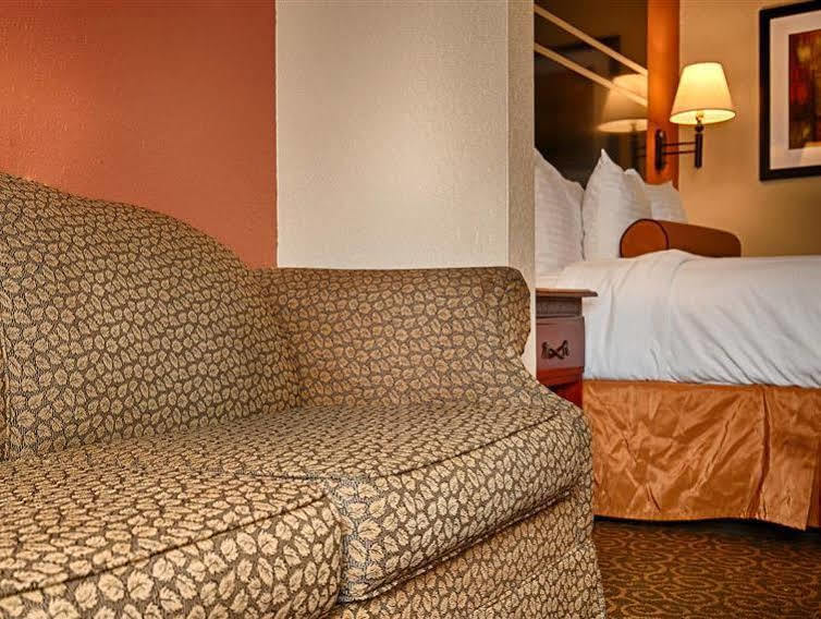 Best Western Gardendale Exterior photo